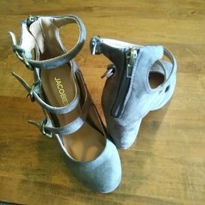 Jocobies suede strapped heel (NWOT)